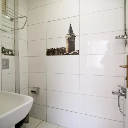 Patio Seashore Hotel